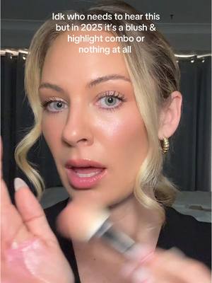 A post by @kellsiebainmakeup on TikTok caption: Two in one 