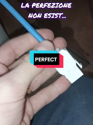 A post by @elettricista.tiktok on TikTok caption: ⚡PERFECT⚡#perfect #perfetto #ironico #ridi #elettricista #rete #cable 