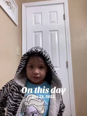 A post by @lataviaamador on TikTok caption: #onthisday 