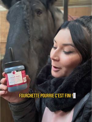 A post by @untraitdecheval on TikTok caption: Que des bons retours de votre part sur la marque, j’ai hâte de voir les résultats ! 😁 #chevaldetrait #equibao #ecurie #fourchettepourrie #darkpotion 