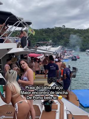 A post by @summerfestlanchas on TikTok caption: Vem curtir na Praia do Caixa d’Aço com sua galera! 🏝️ Alugue uma de nossas lanchas e aproveite o dia com muito sol, mar e diversão. 🚤✨ 📍 Saídas diárias da Marina de Porto Belo! Marque quem você levaria pra esse passeio incrível!  . . . . . #praiadocaixadaço #viralvideotiktok #praia #fouryou 