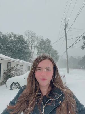 A post by @kristendelynne on TikTok caption: It’s snowinggg in Alabama !😆❄️