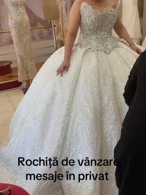 A post by @sakira_anays89 on TikTok caption: pentru mai multe detalii vă rog să îmi dați msj în privat !!! #bridedress #fyp @Mariage a Paris 