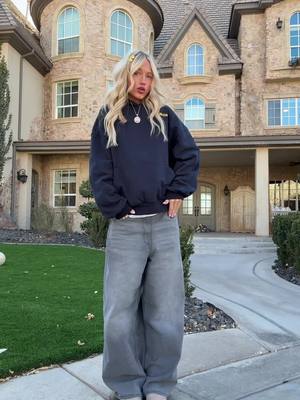 A post by @paisleejaine2 on TikTok caption: fit from @SCUFFERS go check them out!!! #fitcheck #fitinspo #paisleenelson #scuffers #utah #castlehouse #notenoughnelsons 