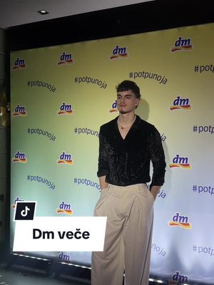 A post by @lazar.filipovic on TikTok caption: ♥️ #potpunoja #dmsrbija 