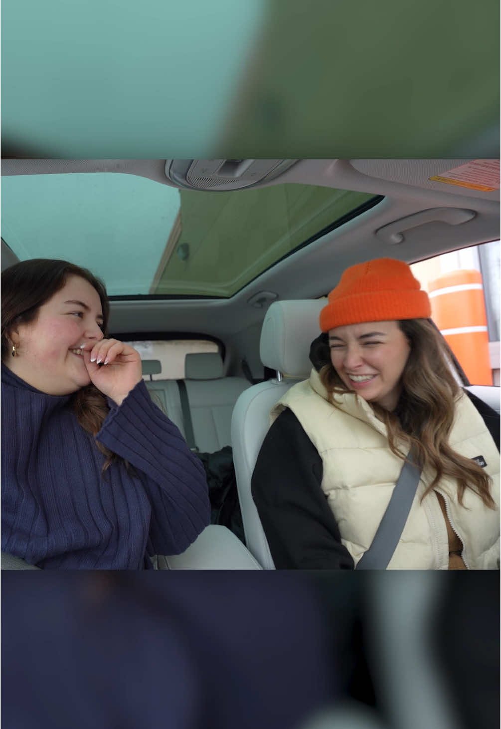 A post by @marieannefarleyy on TikTok caption: Pour une fois que c’est moi qui paye Trop facile quand c’est 6 $ pour un combo! #pub @A&W Canada 