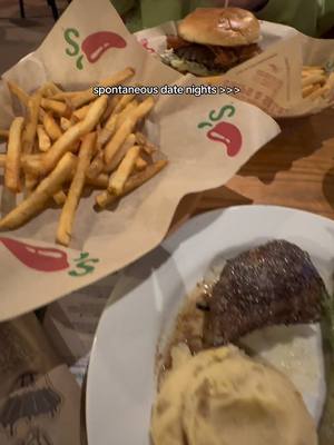 A post by @sadeerosee on TikTok caption: the margs are 10/10!! we had such a good date night here #ChilisPartner #chilisorder @Chili’s Grill & Bar #CapCut 