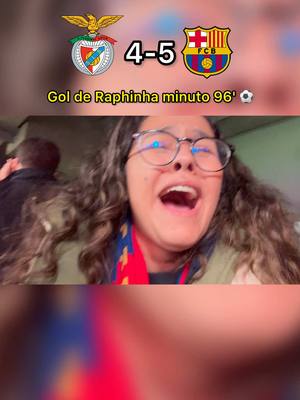 A post by @isorarodriguez8 on TikTok caption: Raphinha marca el quinto gol😭😭 Vaya locura de partido😩 Muchas gracias @Topps España ❤️ #culers #championsleague #fcbarcelona #barça 