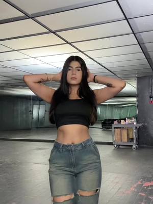 A post by @d1shi_786 on TikTok caption: Incoming💯🥹 #fyp #foryoupage #trending #latina #sidhumoosewala 