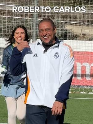 A post by @mercedesroa on TikTok caption: si le paro este penal a Roberto Carlos tienes que marcarle a tu ex 🥹  #futbol #reto #ex #amor #destino #robertocarlos 