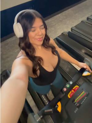 A post by @jocelynzvniga on TikTok caption: Your reminder 💖💖 #GymTok 