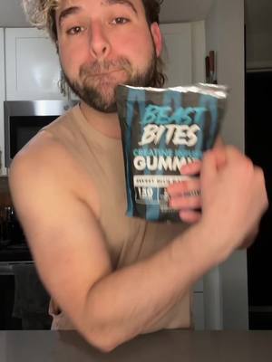 A post by @evancassani on TikTok caption: Crush your fitness goals with Beast Bites creatine gummies—no powder, just gains! 💪🔥 #BeastBites #CreatineGummies #MuscleBuilding #FitnessEssentials #StayRipped 