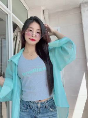 A post by @khinchothantzin on TikTok caption: လှုပ်ခါပေးပါရန်ဆိုလို့နော်🌚👊🏻#khin #foryou #fyp 