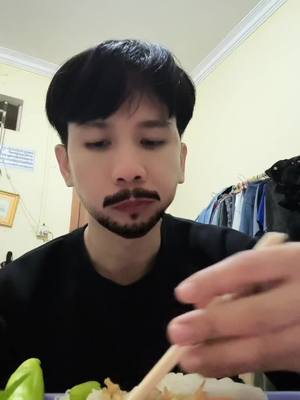 A post by @vathana177 on TikTok caption: #ចេញលងថ្ងៃដំបូង 