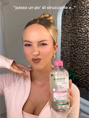 A post by @soloeleonoraslife on TikTok caption: Mandalo all’amica che usa le salviette struccanti!! Ecco l’alternativa più efficace per far fare un #GlowUp alla tua #pelle questo #2025 : l’ #acquamicellare di Garnier nella sua versione classica! #garnier #skincare #adv #QuelladiGarnier 