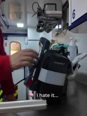 A post by @robmedc on TikTok caption: Bester Job ❤️🚑 #rettungsdienst #ems 