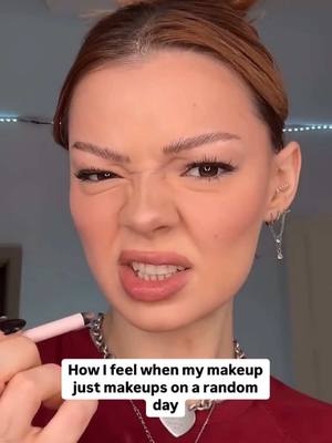 A post by @style on TikTok caption: The best days, right?!😍 @Mirta Miler #makeup 