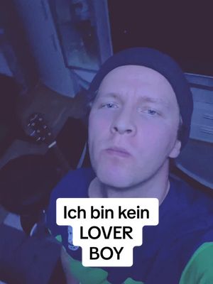 A post by @elite4747 on TikTok caption: Eigtl aber nur Eigtl mach ich love songs …. #l#lovesongl#loverm#musicO#OOTDg#greysanatomyv#viralf#fypforuyou