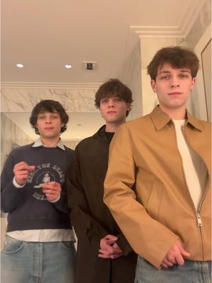 A post by @sturniolo.triplets on TikTok caption: 🌟🕺youuuu knowww meeeeeee 