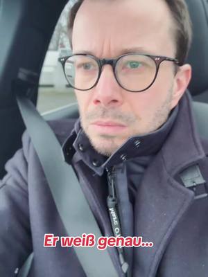 A post by @anwalt_frederick on TikTok caption: #chef #mitarbeiter #arbeitsrecht #arbeit #anwalt #rechtmittiktok 