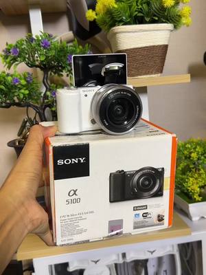 A post by @g_daren on TikTok caption: Sony a5100 