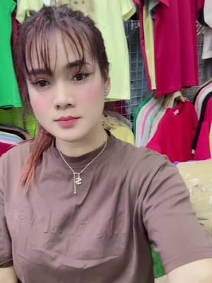 A post by @lilidalen on TikTok caption: យក​ទៅ​ហេង​បង​ នឹង​អូន😘😘💰💰🙏🙏