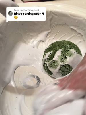 A post by @cleancorner on TikTok caption: Replying to @J’lynn  the rinse 😁 #fyp #spongesqueezing #asmr #asmrsounds #spongesqueezingasmr #fabricsoftener #waterysqueezes #rinse #laundry 