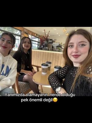 A post by @zeyneptaskan15 on TikTok caption: Bak dalgana 😘#fyppppppppppppppppppppppp #romanhavası #keşfet @hacerşahin @Kübra🫧 