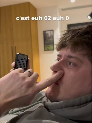 A post by @justinthekid on TikTok caption: COMMENT RÉPONDRE AUX DEMANDEURS TÉLÉPHONIQUES 📞😂