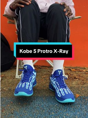 A post by @iamkuro_og on TikTok caption: Las Kobe 5 Protro X-Ray se acaban de convertir en las mejores zapatillas que he tenido nunca 📈🏀 #hoopers #baloncesto #basketball #basket #kobe #shoes #sneakers #fyp #viral #zapatillas 