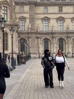 A post by @thekingbarrytv on TikTok caption: il m’a sauvé 😂🙏
