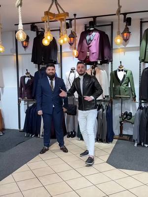 A post by @enji.fashion on TikTok caption: #في #احلاناس #احلى_عالم #enjefashion #essen #bielefeld #berlin ##hamburg #dortmun #danemarca🇩🇰 #hannover #danemark🇩🇰 #bielefeldcityd 