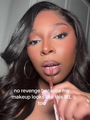 A post by @kamgregory on TikTok caption: 💋💋#makeupinspo 