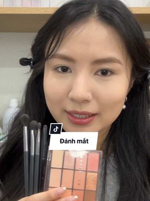 A post by @rosermae on TikTok caption: Một bài siêu quan trọng, nhất định phải lưu lại thực hành ahhhh #goclamdep #BeautyTok #thaodoanmakeup #LearnOnTikTok #longervideos 