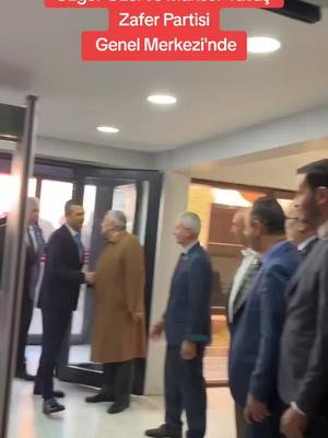 A post by @tvgercek on TikTok caption: CHP genel başkanı Özgür Özel ve Ankara Büyükşehir Belediye Başkanı Mansur Yavaş, Zafer Partisi'ni ziyaret etti #gerçektv #özgürözel #ümitözdağ #mansuryavaş #zaferpartisi 