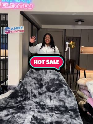 A post by @sannyselected_us22 on TikTok caption: Household fluffy  Rug #sannyselected #homegoodthing #tiktokmademebuyit #spotlight #softrug #newyear 