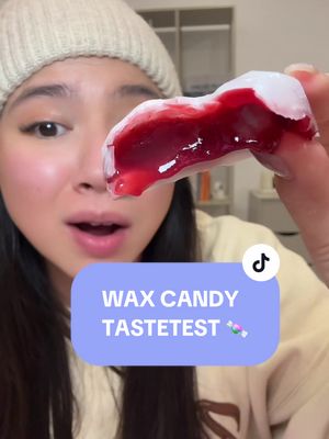 A post by @zinniacelya on TikTok caption: Antwort auf @+385🇭🇷 Bin immer noch unschlüssig wie ich das finden soll 🫠🙃🍬 #finni #fy #fyp #viral #tastetest #waxcandy #DIY #selbstmachen #rezept #wachs #süßigkeiten 