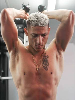 A post by @richarlison on TikTok caption: 🤣