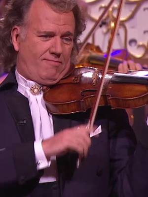 A post by @andrerieu on TikTok caption: Have a nice weekend everyone! Ten un buen fin de semana! Schönes Wochenende! Video: Overtures: Carmen, live in Sydney, Australia #music #classicalmusic #classical #violin #andrerieu #concert #livemusic #orchestra #🎻 #OnTour #Sydney #australia #bizet #overturescarmen #australiaday