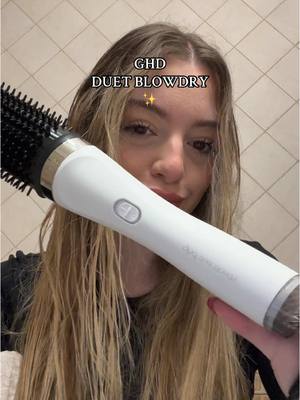 A post by @federica_cangiano_ on TikTok caption: aww adoro..🤍voi l’avete provata? @ghditalia #ghdduetblowdry #saldighd #gifted