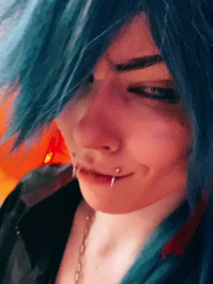 A post by @kiljae_exe on TikTok caption: i cant out-chad karma buT AAGAGGA THE BEGINNING OF #megaconlondon im SO HYPE #lifeweaver #kaeya #overwatch #kaeyaalberich #overwatchcosplay #lifeweaveroverwatch 