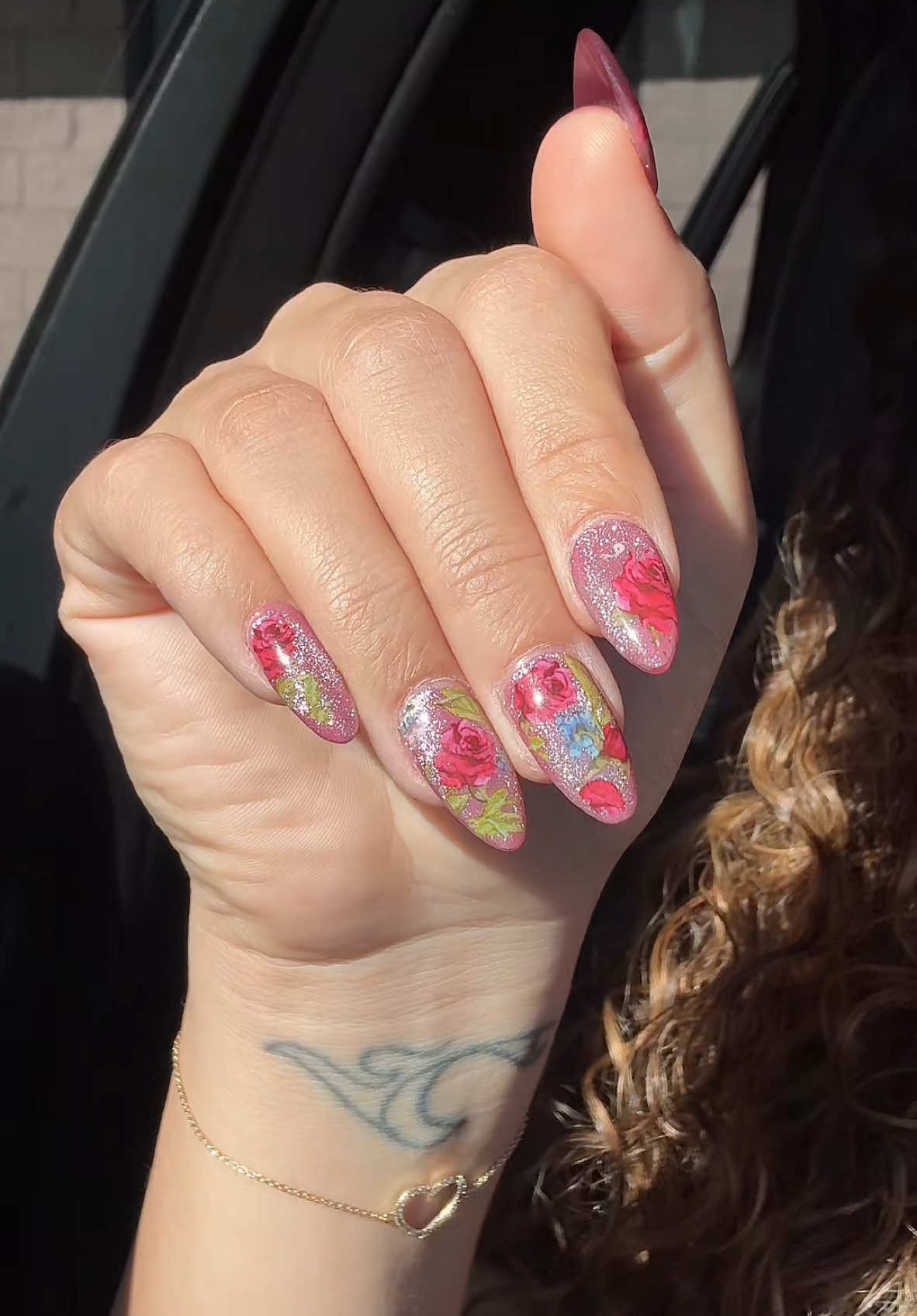 A post by @sakoralinn on TikTok caption: @Jlovenails #lasvegas #nailtrends #Henderson 