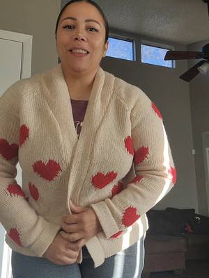 A post by @sorejoaquin on TikTok caption: Chaqueta de corazones! #heartprints #womenstyle #ladycasualty #womenswear #ValentinesDay #cardiganoutfit #cardigan 