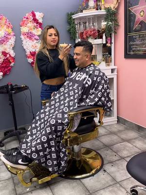 A post by @nicollesoficial on TikTok caption: @Dunia🌴Latinos💈 