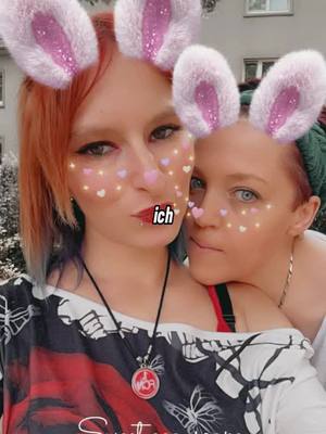 A post by @96mila96 on TikTok caption: #😈Thecrazydevilfamily😈 #myteddybär @_eiskalter_engel_ #bestefreundinnenfürimmer #4jahrefreunschaft💍🔝 #freundschaftforever🤗 #nrw♾️bayern #freundschaftforever🤗 #meinebestefreundin #bestfrendsforever♡♥️🦋 #fernefreundschaft #imherzenganznahe #piercing #unbeschreiblichglücklichvergeben💋🥰❤️ 