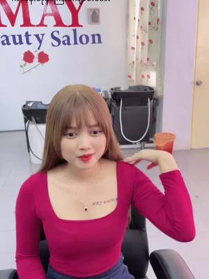 A post by @maymyanmar707 on TikTok caption: #မမအိ #maybeautysaool #foryoupage❤️❤️ #ရောက်ချင်တဲ့နေရာရောက်👌😂😂😂 #မလေးရှားကသူငယ်ချင်းများ🇲🇾🇲🇾မဂ်လာပါ #myanmartiktok🇲🇲🇲🇲 