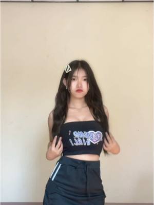 A post by @tzwh227815 on TikTok caption: 🤪💜@✨Shan Shan✨🐇 #fyp #foryou 