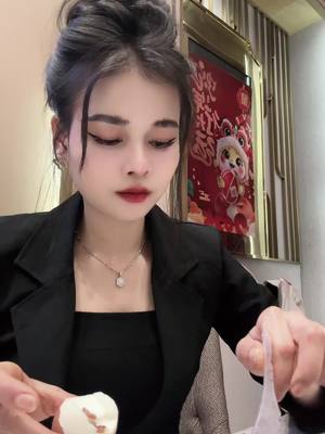 A post by @seryoun224 on TikTok caption: #ពងទានមែននឹង🤣