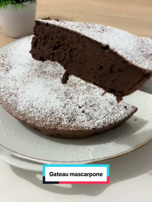 A post by @delice_0002 on TikTok caption: Ultra simple à réaliser ! ☺️#recettefacile #recette #recettesimple #recettefacileetrapide #recipes #recipesoftiktok #food #recipesforyou #tiktokfrance #food #recipesforyou #tiktokfrance #france🇫🇷 #dessert #gateauchocolat #CapCut 