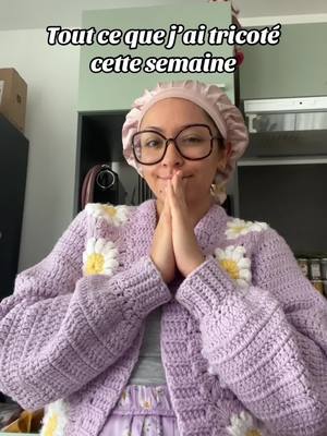 A post by @_emiliealves on TikTok caption: J’EN AI MARRE ! #tricot #knitting #knittingtiktok 